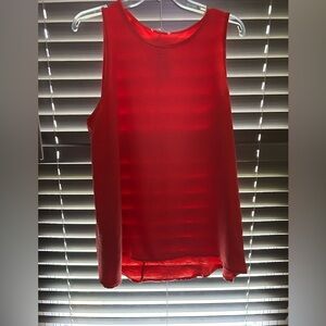 Tres Bien Coral Tank Top Vibrant Sleeveless Style